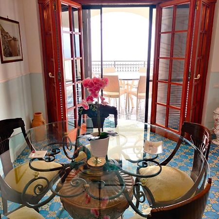 Casa La Scogliera Διαμέρισμα Praiano Εξωτερικό φωτογραφία